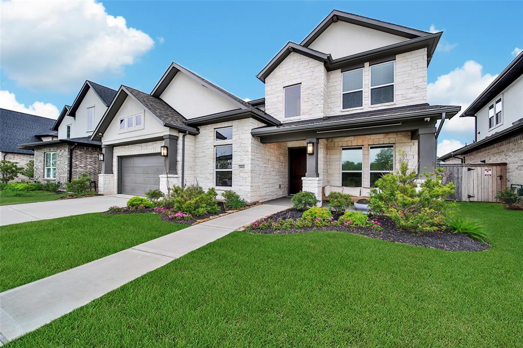 5615 Trinity Heights Lane, Sugar Land, Texas image 4