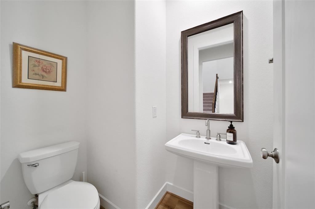 5615 Trinity Heights Lane, Sugar Land, Texas image 25