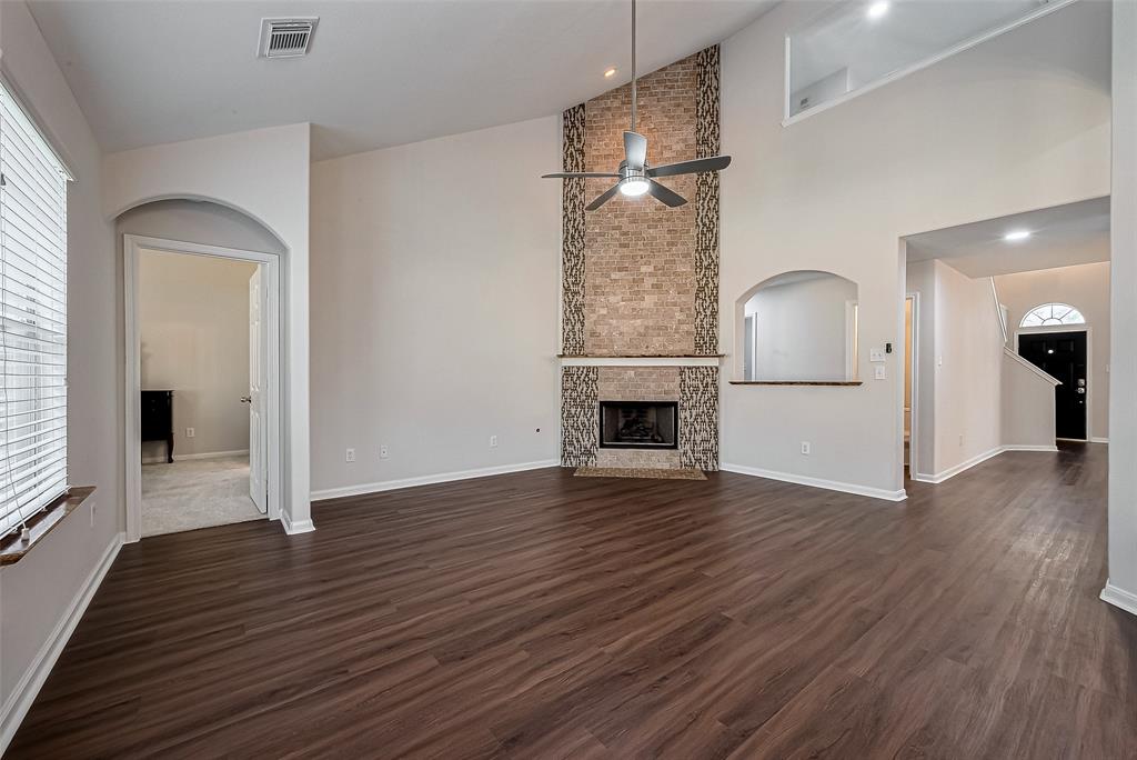 18314 Madisons Crossing Lane, Tomball, Texas image 8