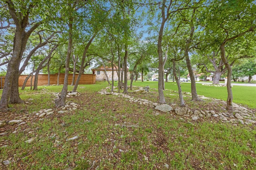 101 High Ridge Circle, San Marcos, Texas image 8