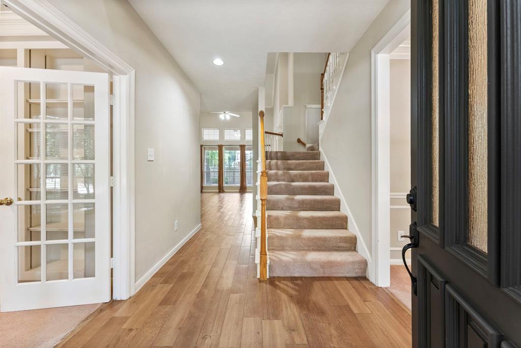 53 Silver Crescent Court
