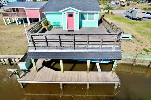 A home in Crystal Beach