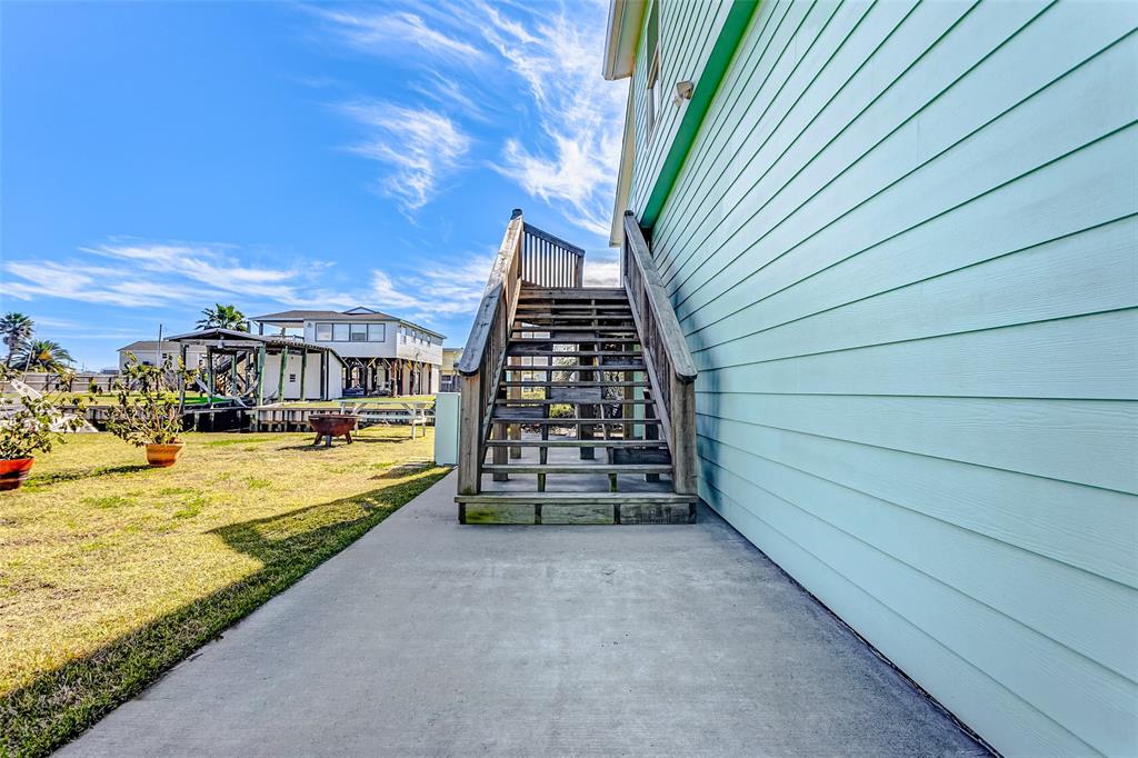 1104 Mayes Rd, Crystal Beach, Texas image 39