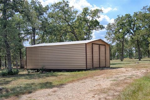 A home in Hallettsville