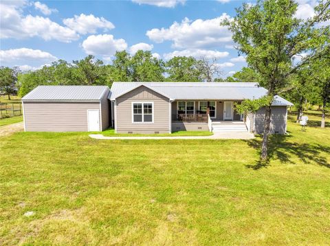 A home in Hallettsville