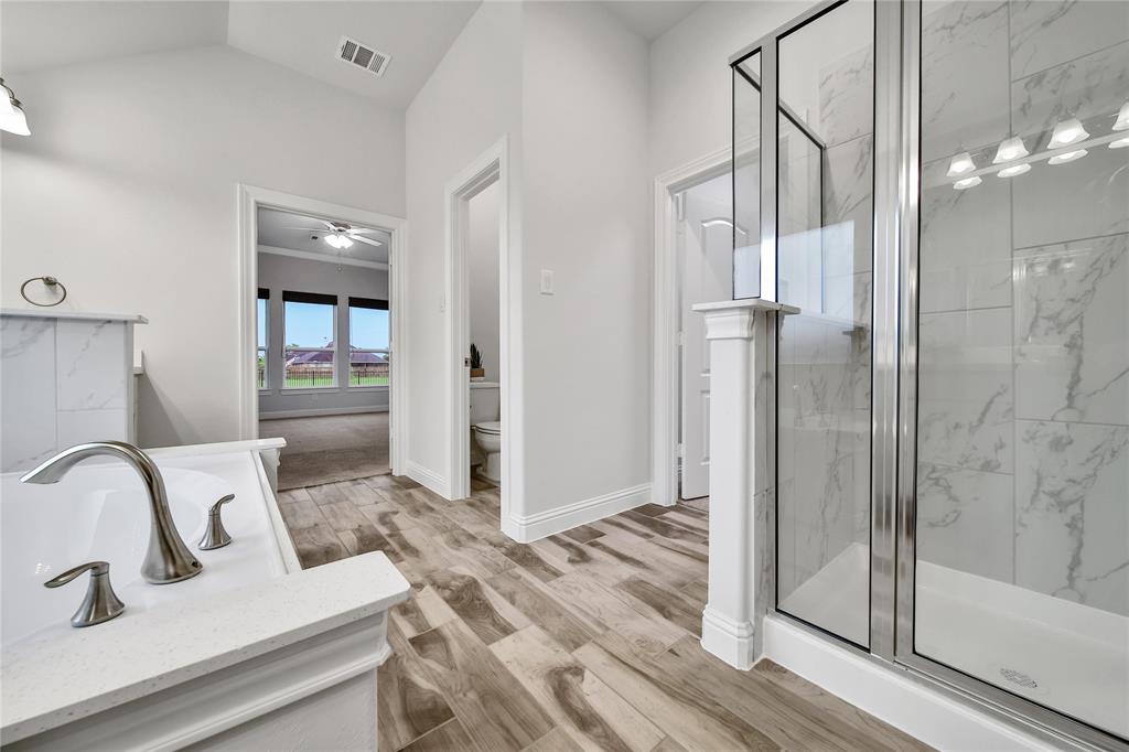 12002 Champions Forest Drive, Mont Belvieu, Texas image 22