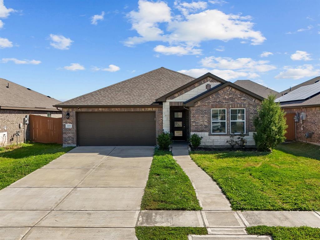 2414 Olancha Drive, Rosharon, Texas image 4