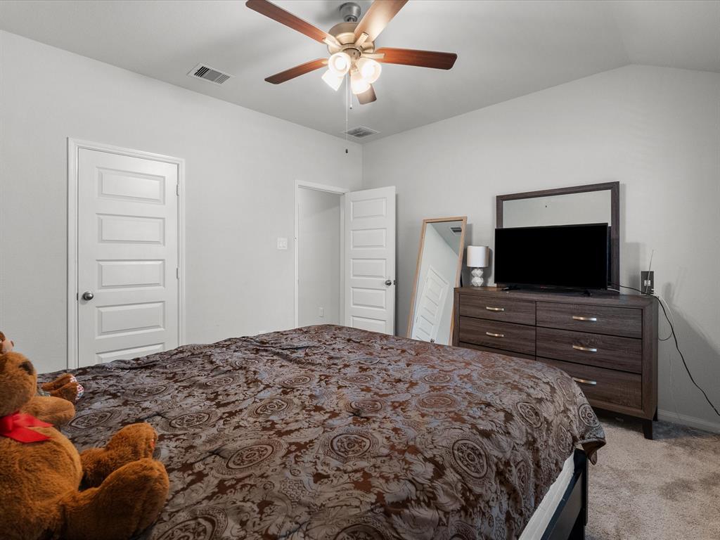 2414 Olancha Drive, Rosharon, Texas image 32