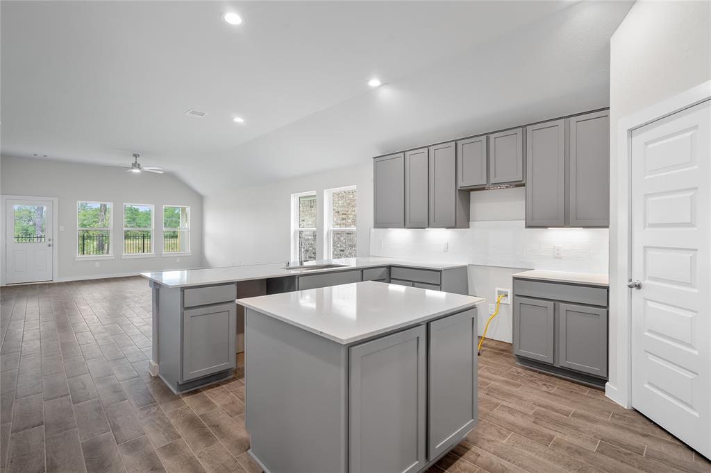 2626 Ivory Basewood Lane, Katy, Texas image 3