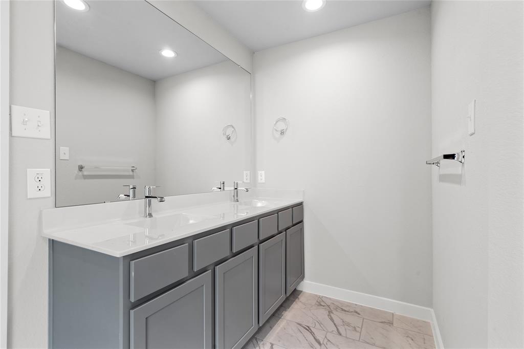 2626 Ivory Basewood Lane, Katy, Texas image 10