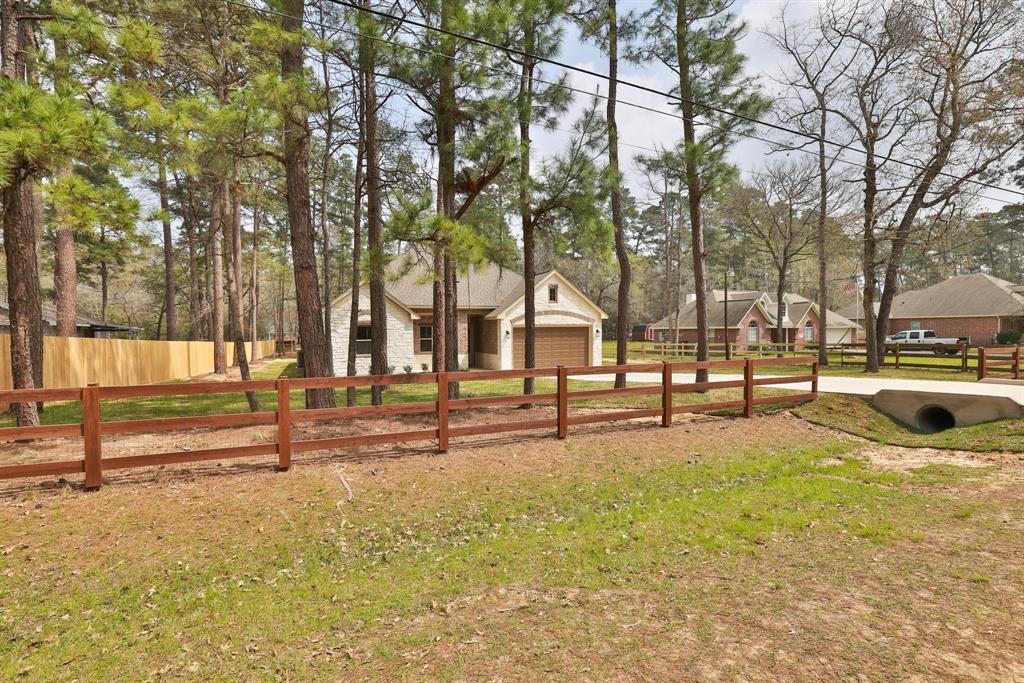 22914 Rainfern Drive, Magnolia, Texas image 2