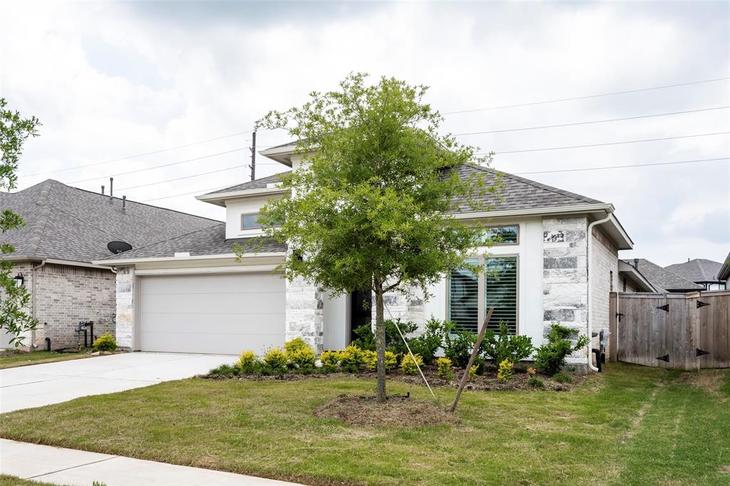 30142 Gold Finch Place, Fulshear, Texas image 44