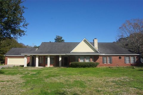 A home in Alvin