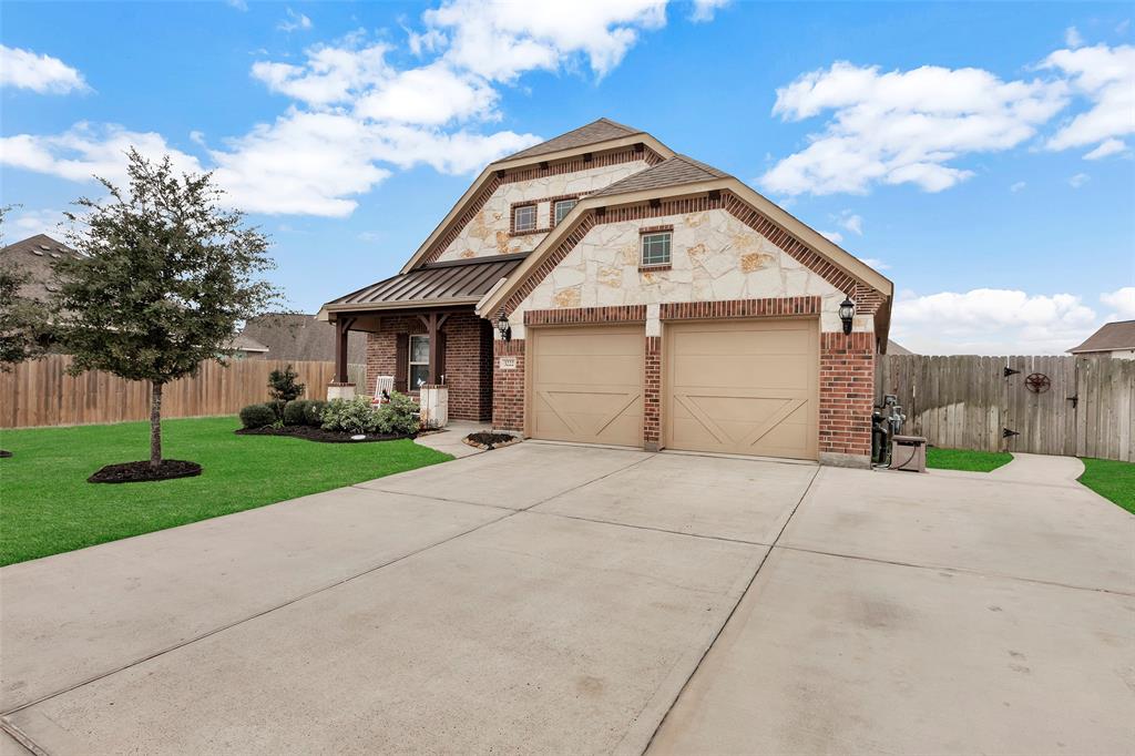 3222 Charles Place, Mont Belvieu, Texas image 3