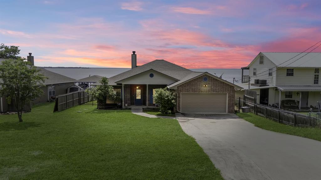 200 Little Dove, Livingston, Texas image 1