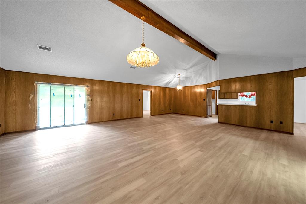 Angleton, Texas 77515, United States, 3 Bedrooms Bedrooms, ,2 BathroomsBathrooms,Residential,Active,163170