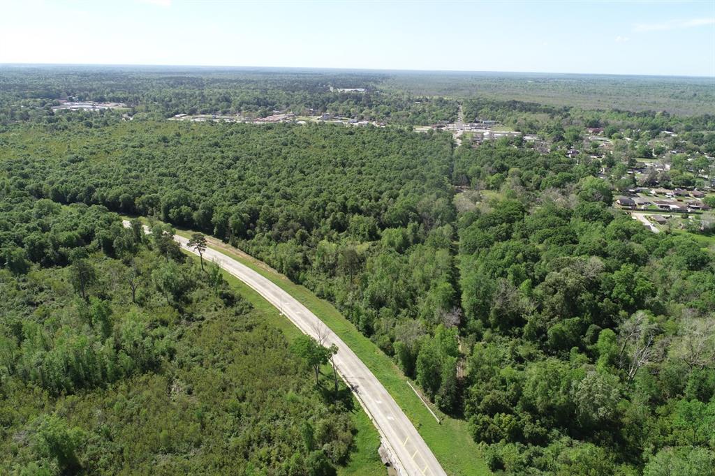 E Of Lakeland, Liberty, Texas image 3