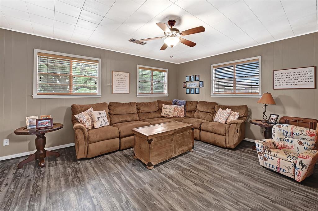 4518 Reeh Road, Needville, Texas image 3