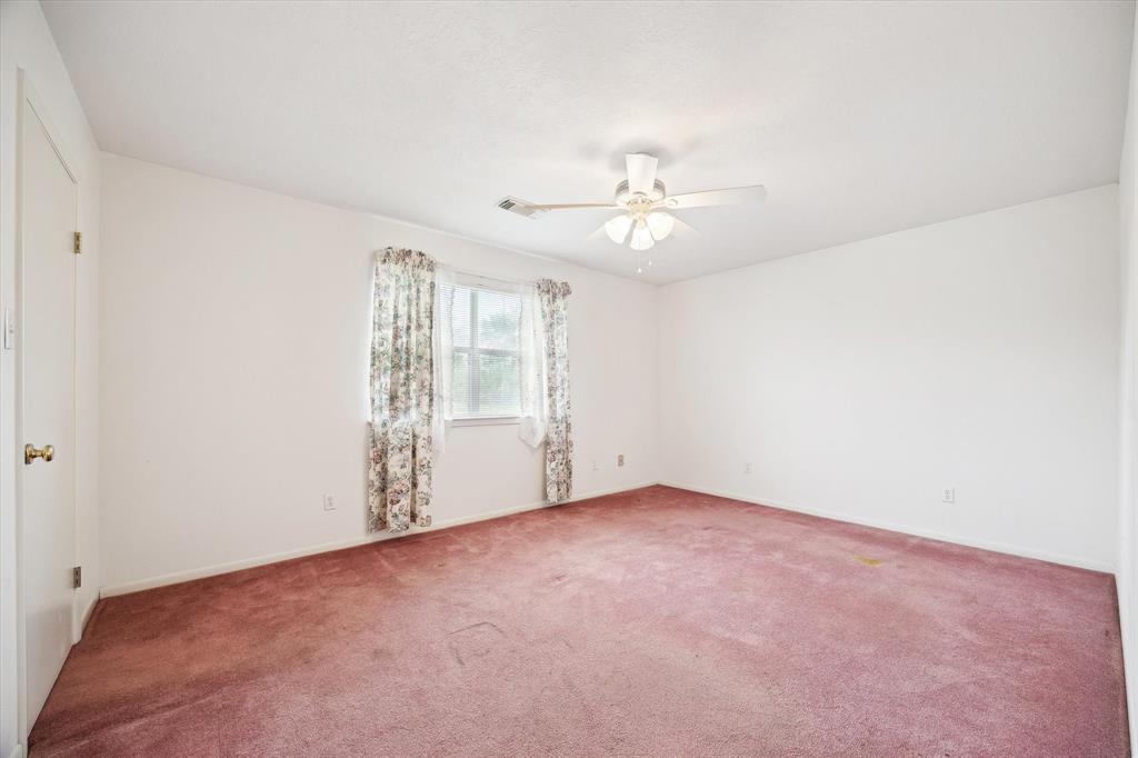 7526 Cr 112, Pearland, Texas image 5
