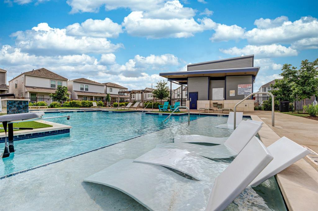 3011 Valley Peak Drive, Houston, Texas image 31