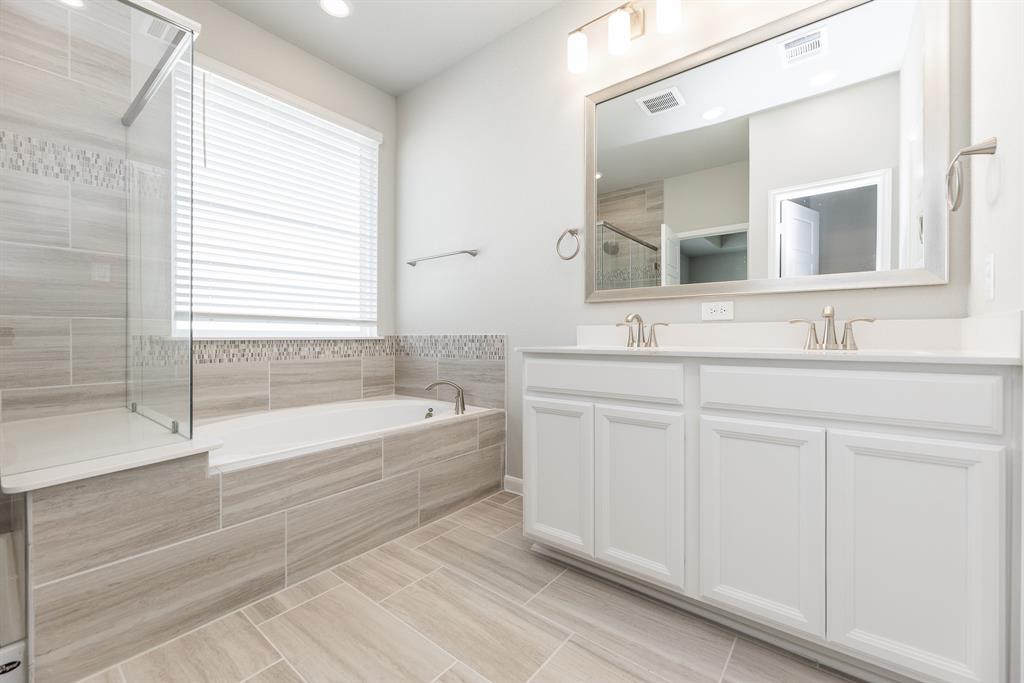 3011 Valley Peak Drive, Houston, Texas image 18