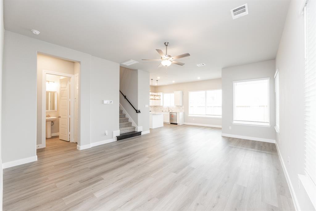 3011 Valley Peak Drive, Houston, Texas image 5