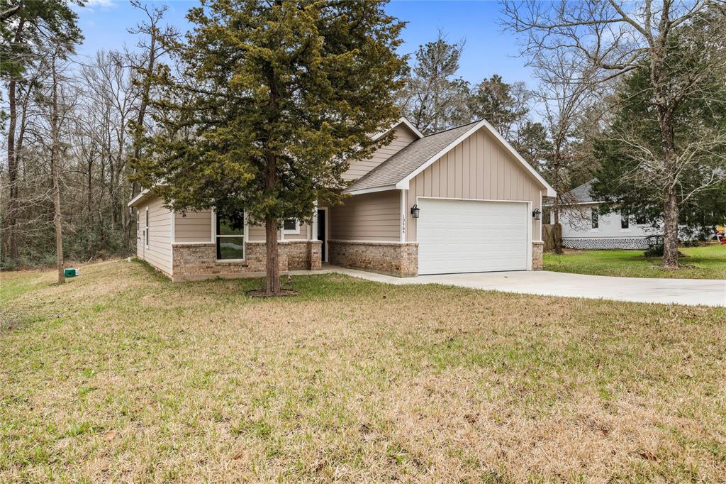 10464 Royal Adrian Drive, Conroe, Texas image 3