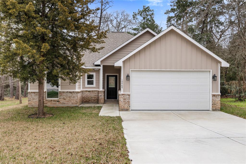 10464 Royal Adrian Drive, Conroe, Texas image 2