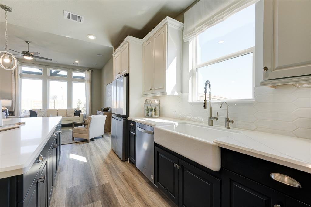 7611 Cattail Shallows Lane, Katy, Texas image 7