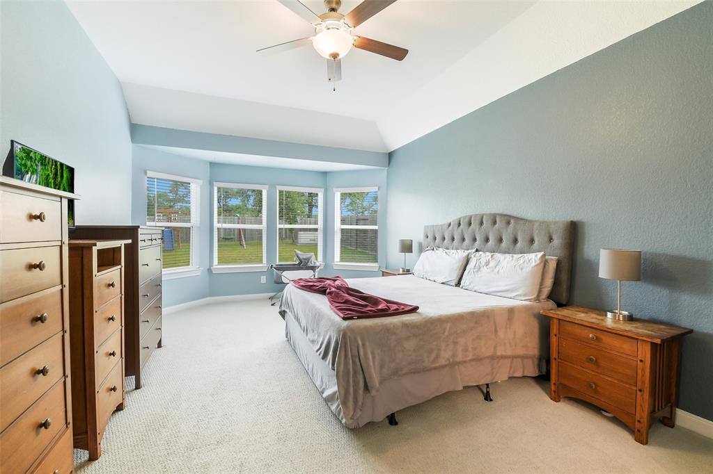 2379 Woodland Prairie Lane, Conroe, Texas image 15