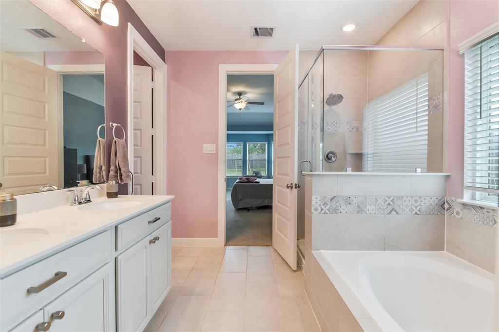 2379 Woodland Prairie Lane, Conroe, Texas image 16