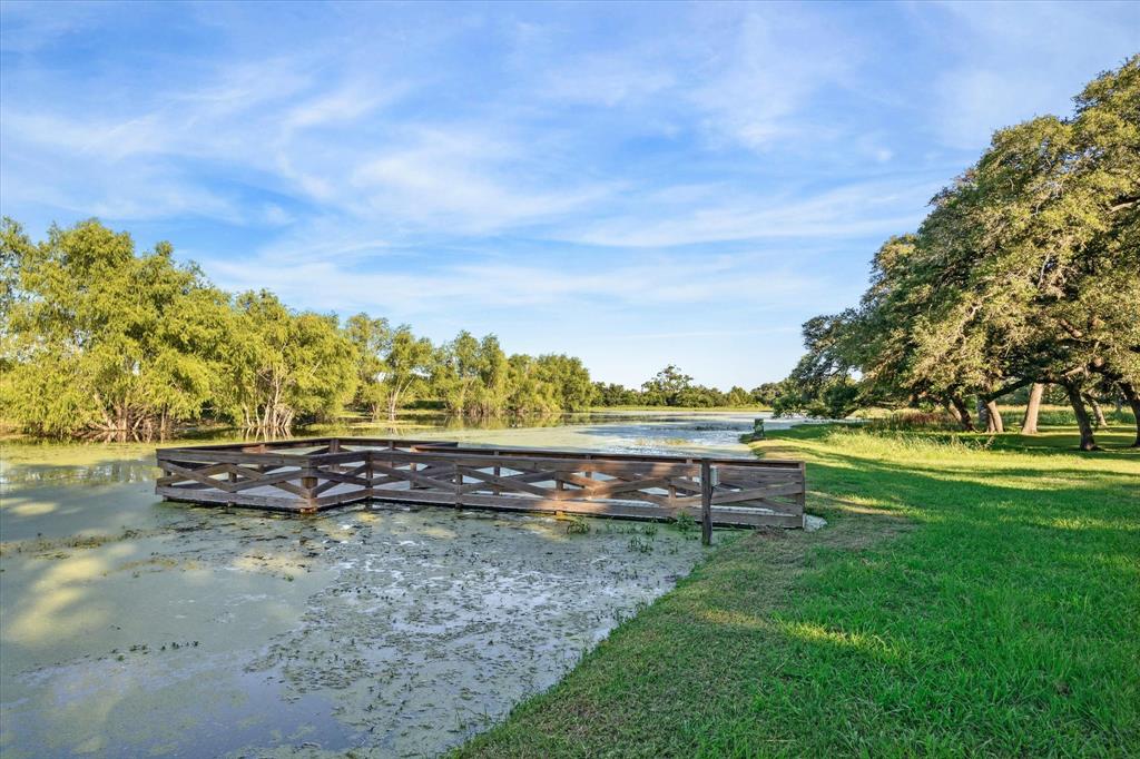 2727 Leonhardt Road, Round Top, Texas image 35