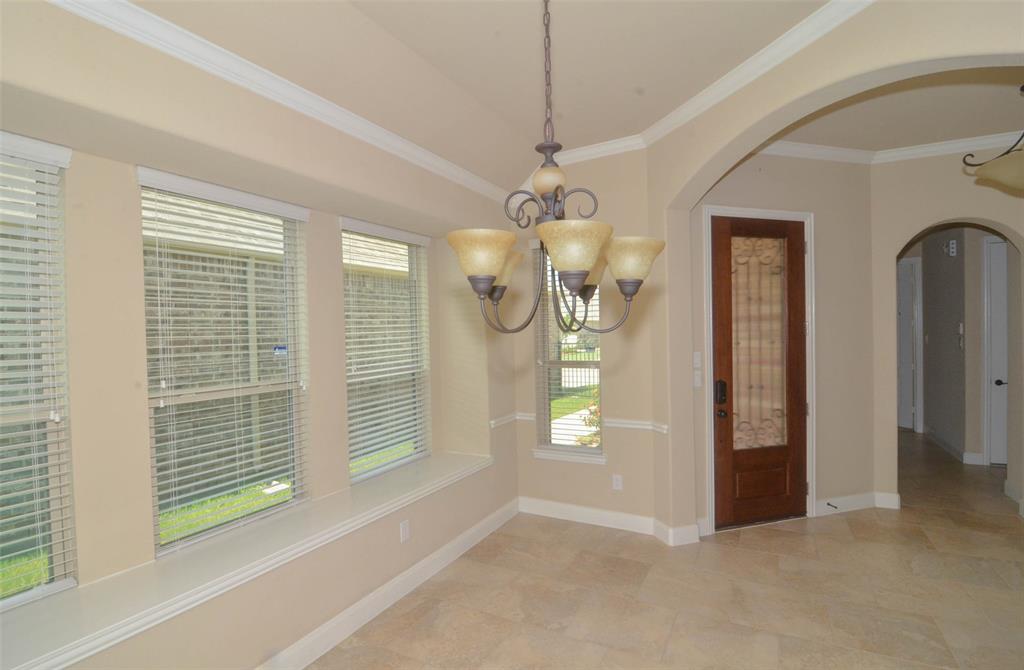 4927 Caponi Falls Lane, Katy, Texas image 4