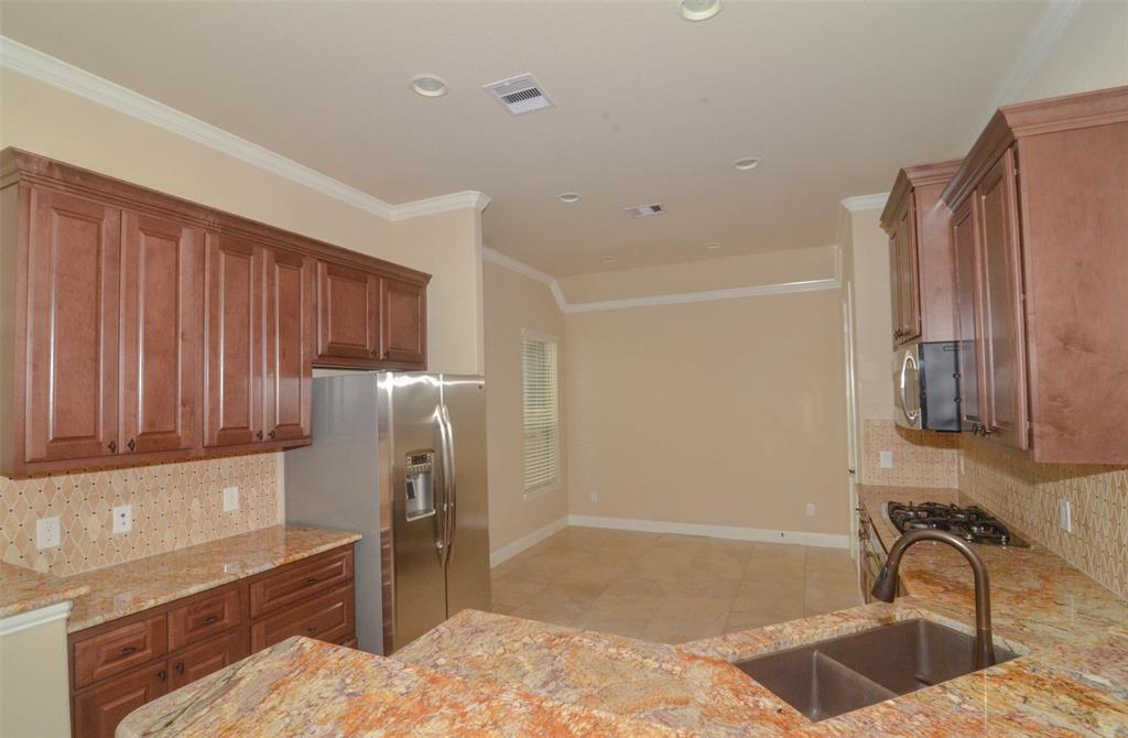 4927 Caponi Falls Lane, Katy, Texas image 7