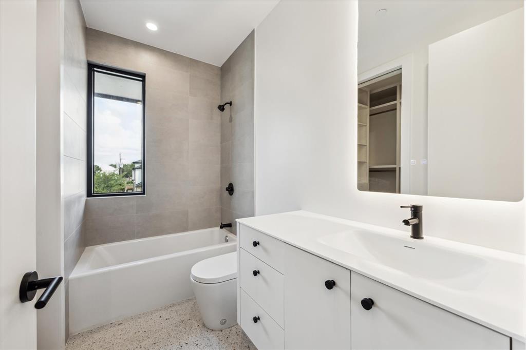 507 Wilmington Drive, Bellaire, Texas image 32