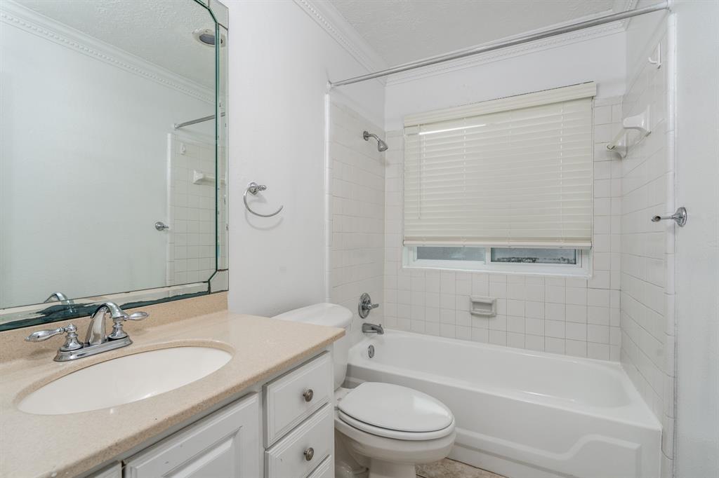 4110 Algernon Drive, Spring, Texas image 17