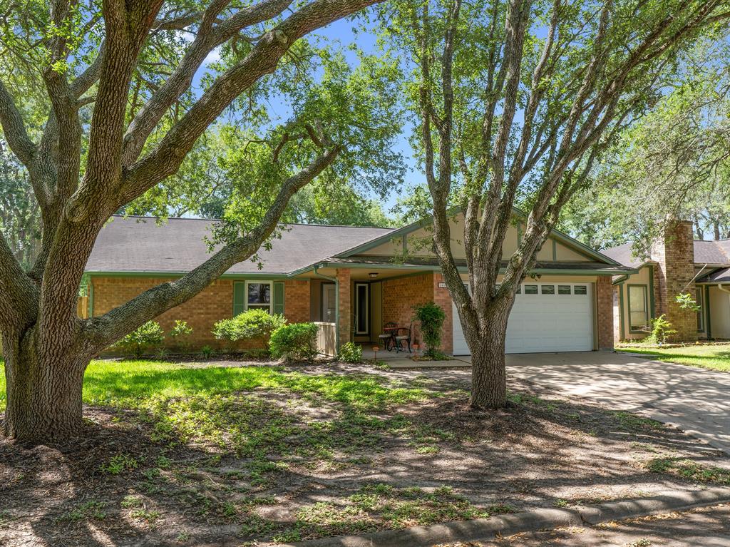 2616 La Mesa Street, Bay City, Texas image 2