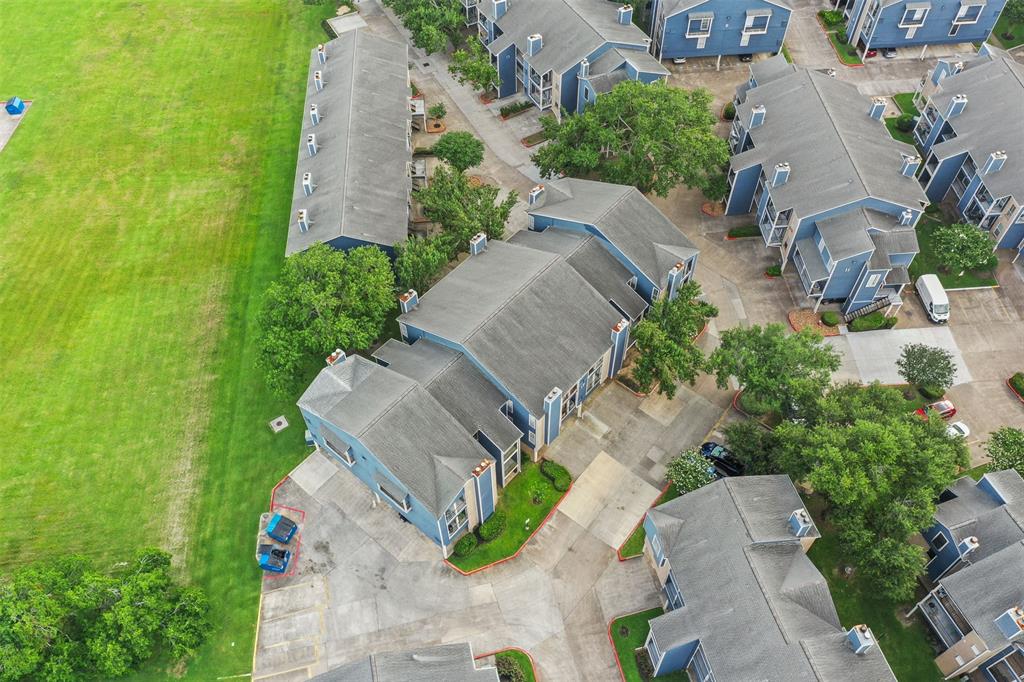 18519 Egret Bay Boulevard #1706, Webster, Texas image 25