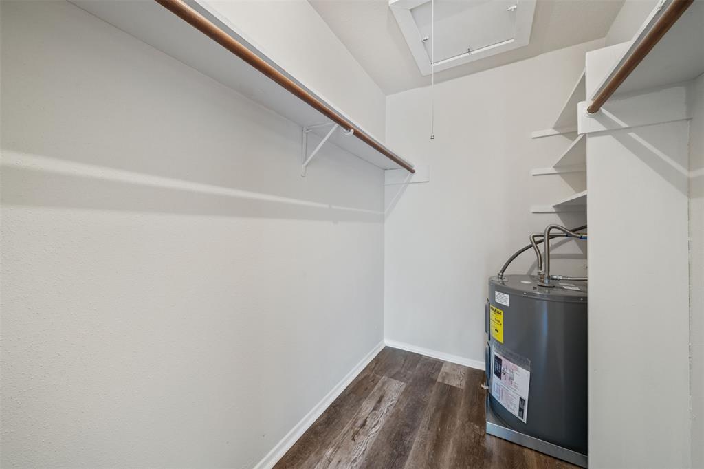 18519 Egret Bay Boulevard #1706, Webster, Texas image 13