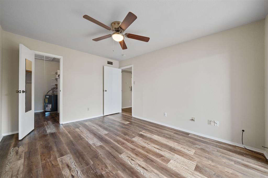 18519 Egret Bay Boulevard #1706, Webster, Texas image 12