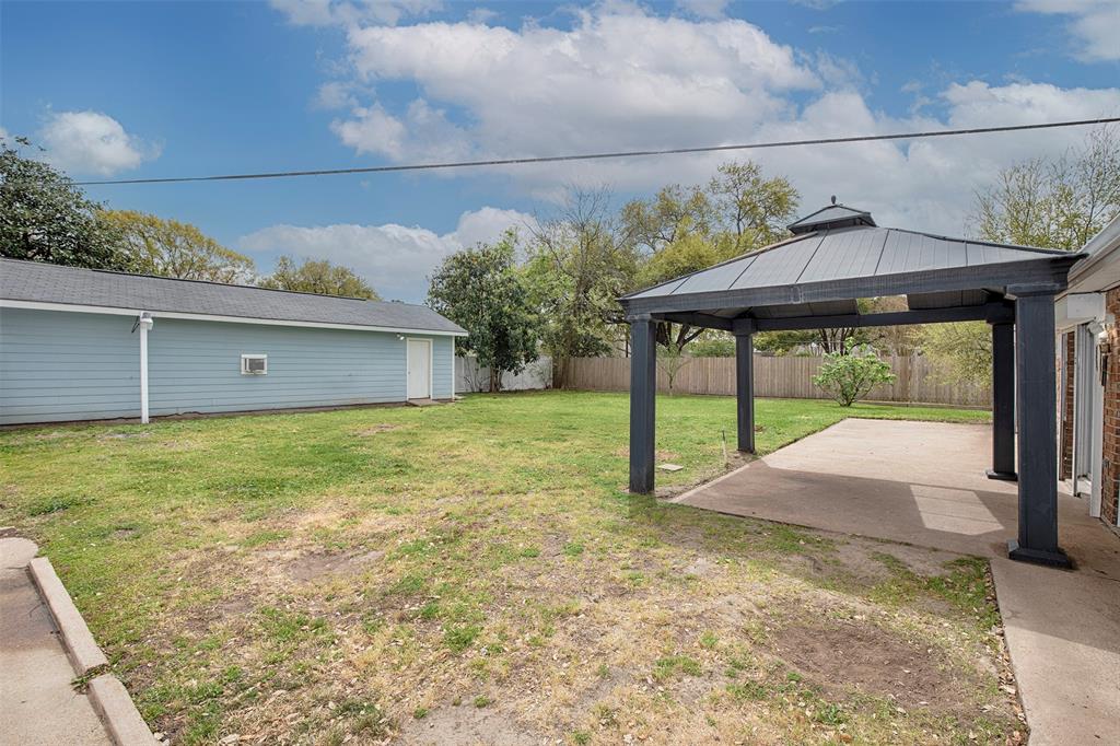 1523 19th Avenue, Texas City, Texas image 8