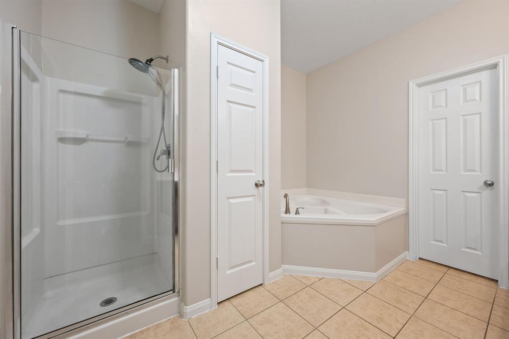 803 Marigold Road, Baytown, Texas image 18