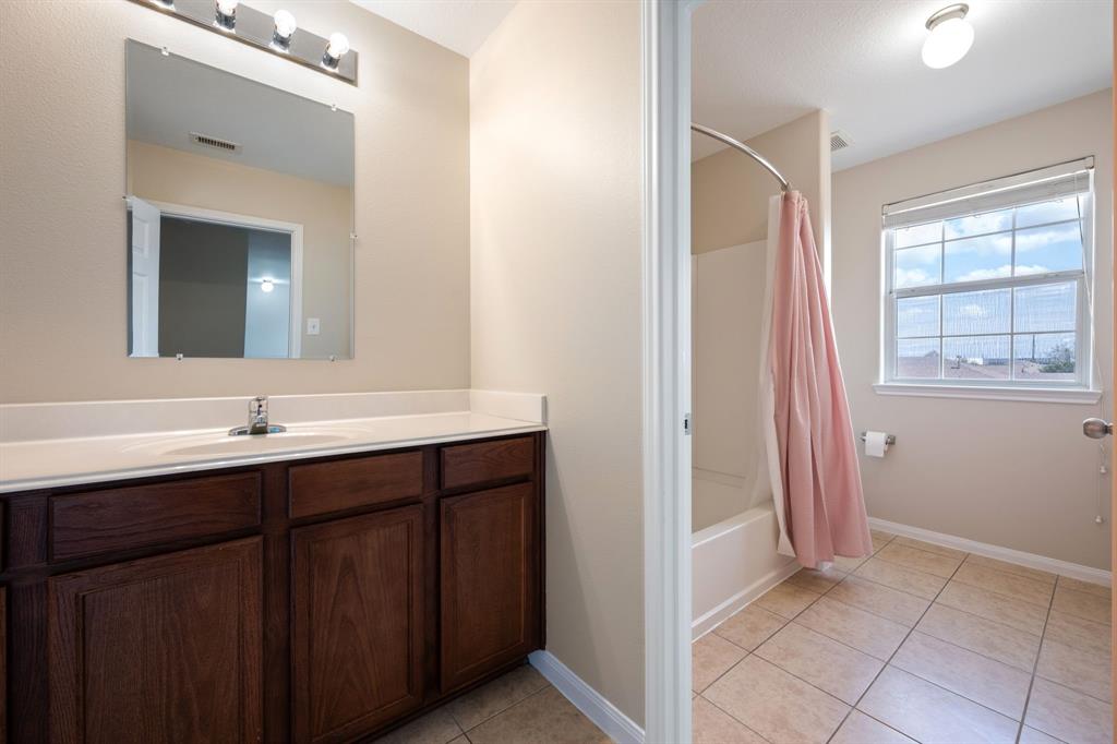 803 Marigold Road, Baytown, Texas image 22
