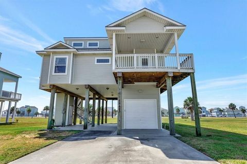 Single Family Residence in Galveston TX 18423 Shaman Drive.jpg