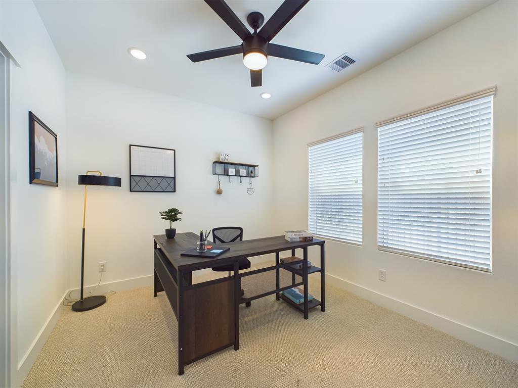8303 Springwood Creek Lane, Houston, Texas image 6