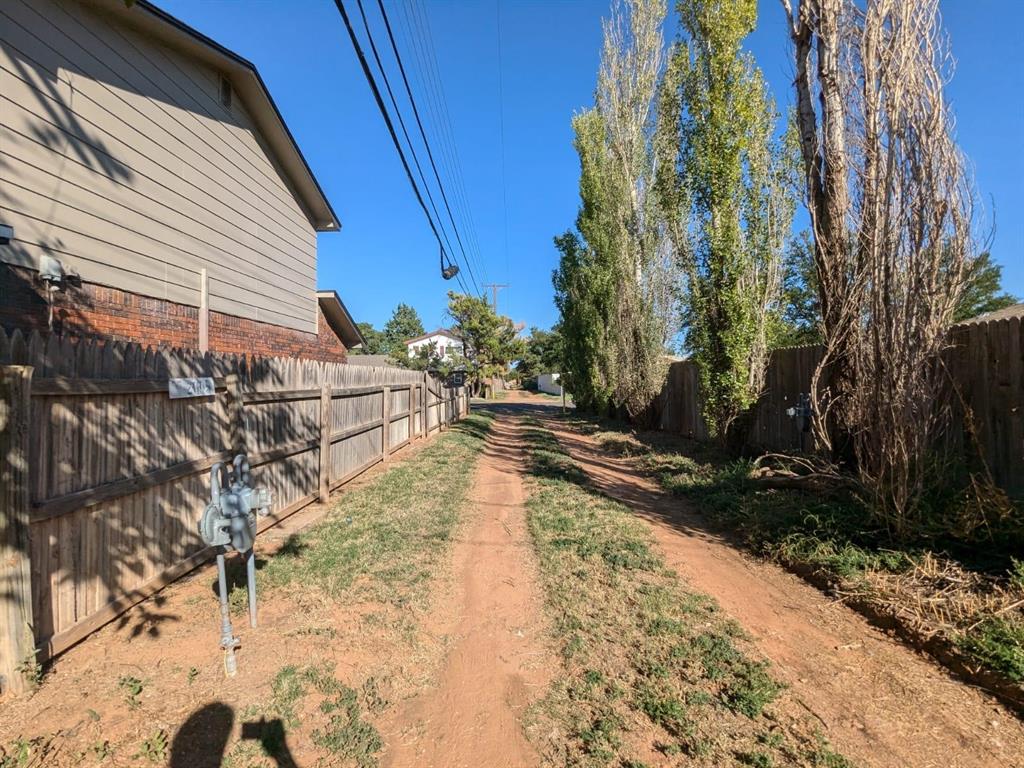 3102 W 20th Street, Plainview, Texas image 9