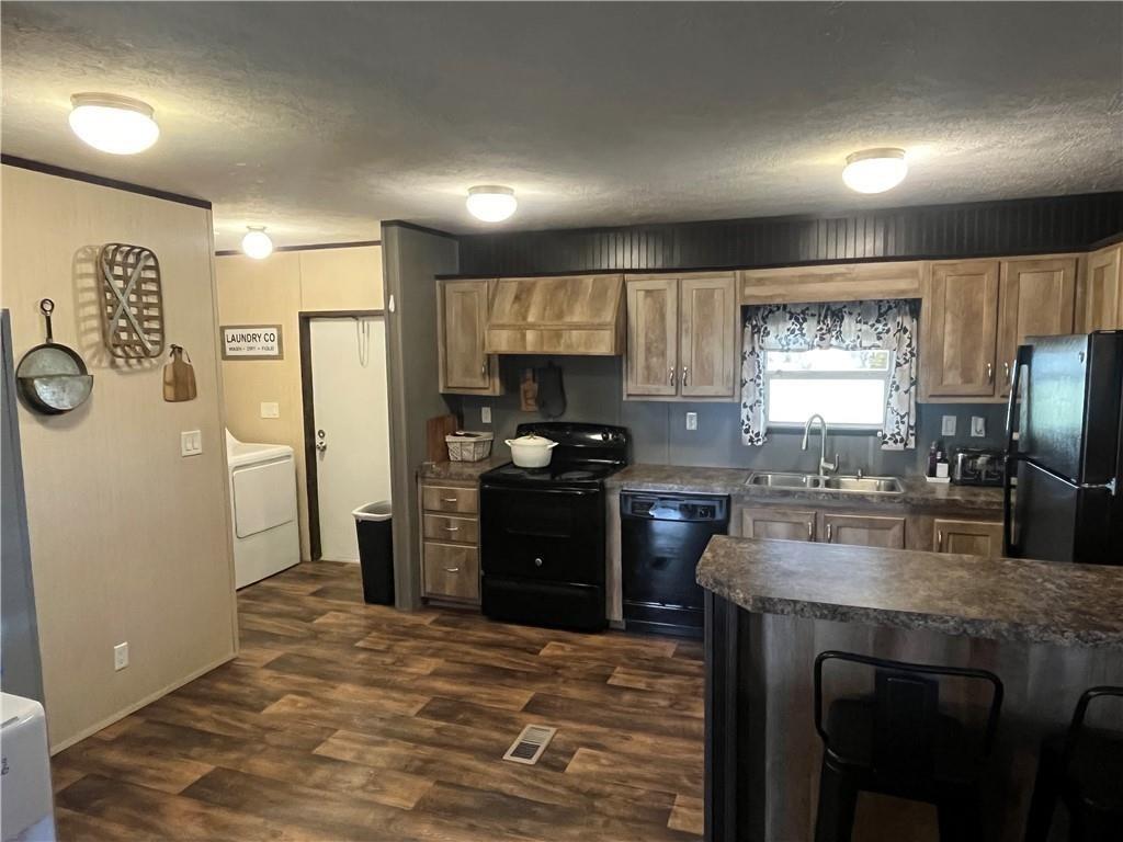 121 Slippery Elm Road, Victoria, Texas image 6