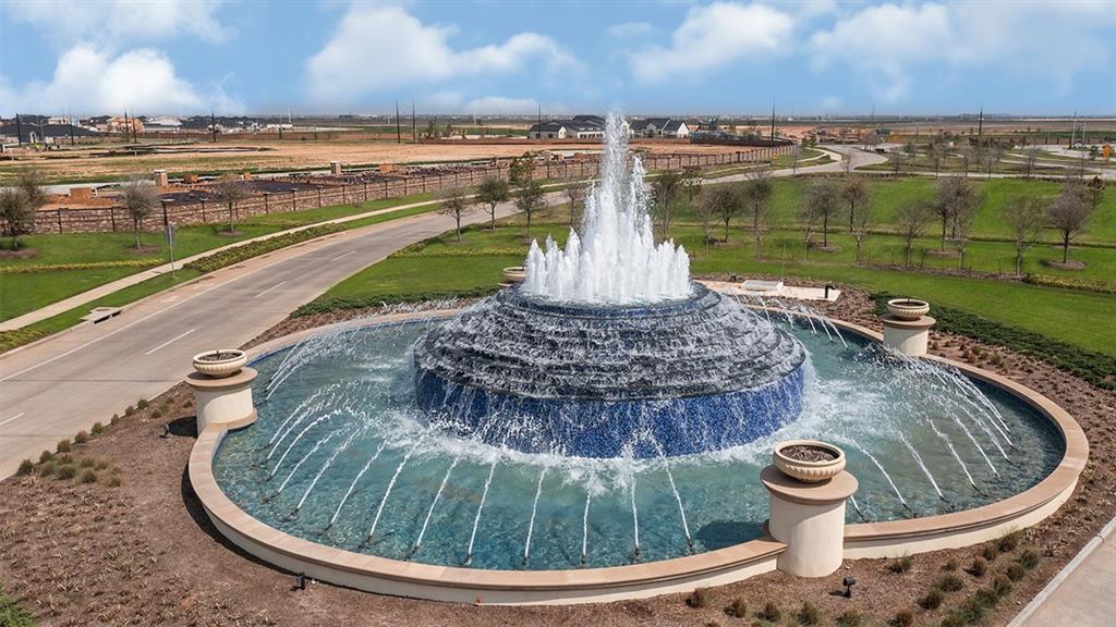 30827 Sherston Lake Loop, Fulshear, Texas image 26