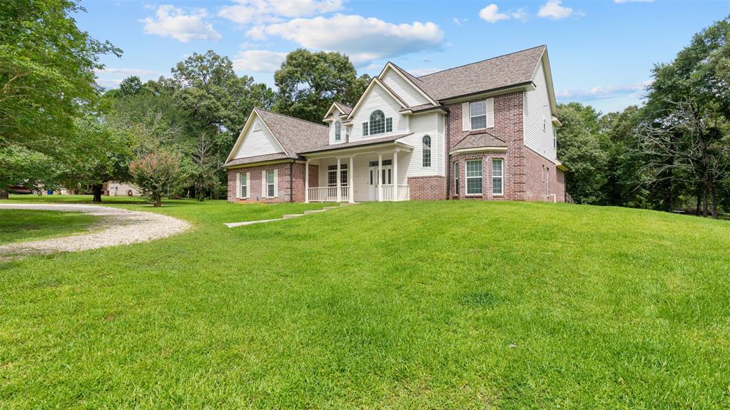 25064 Holly Oaks Court