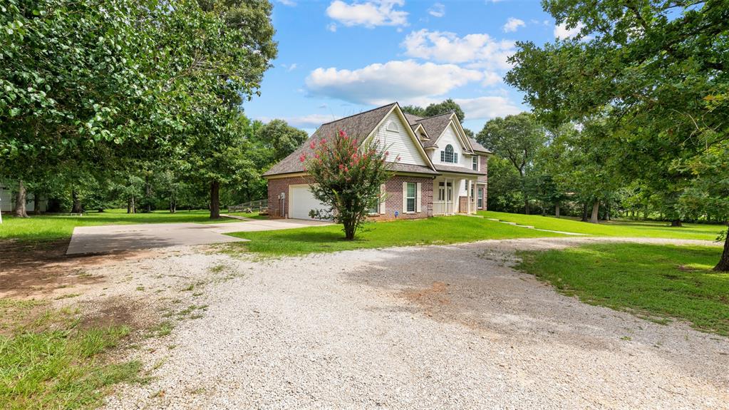 25064 Holly Oaks Court